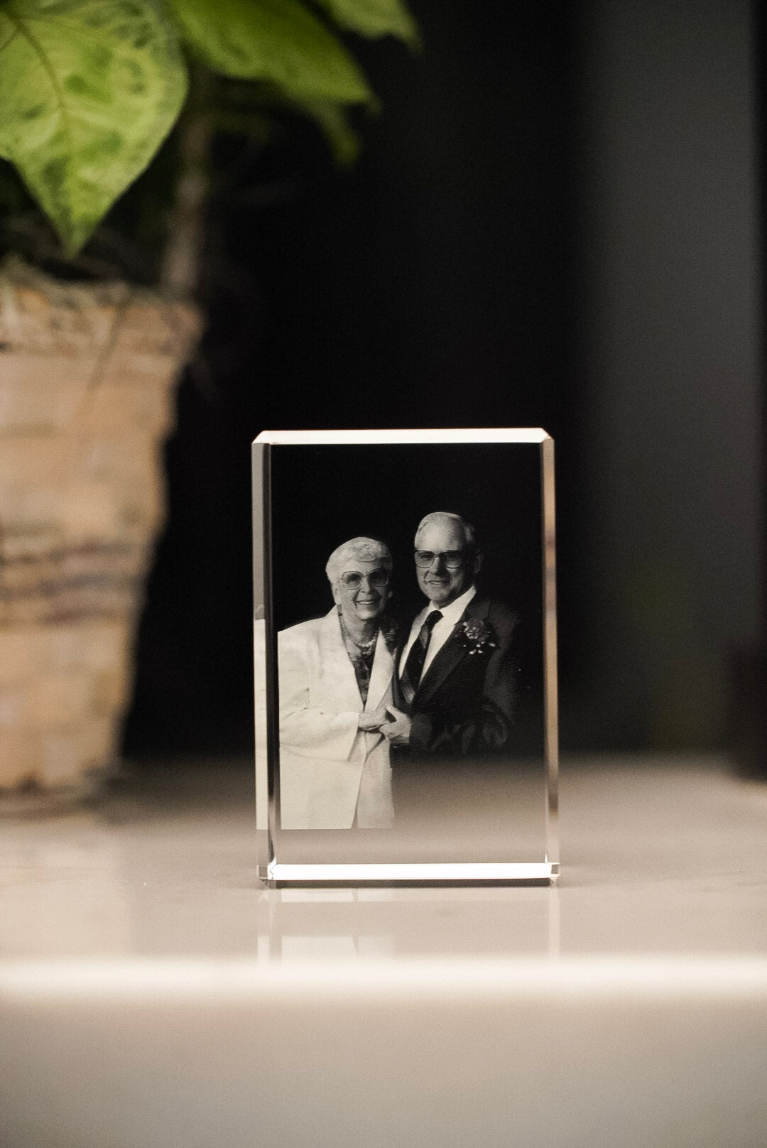 Laser Engraved Glass Crystal 80 x 50